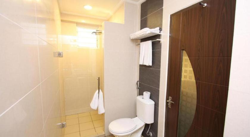 1 City Hotel Kota Kinabalu Exterior photo